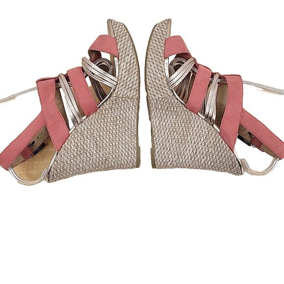 Call It Spring Womens Vegan Wedges Size 9 Pink Suede Platform - Picture 4 of 9